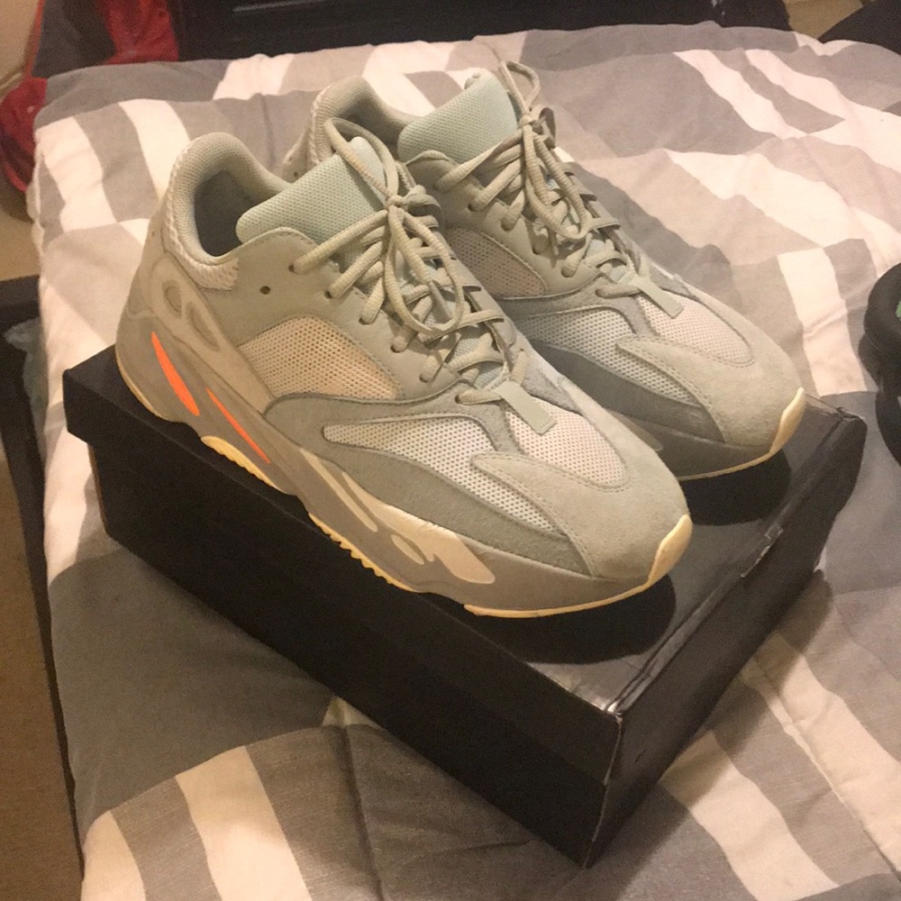 Yeezy Boost 700
